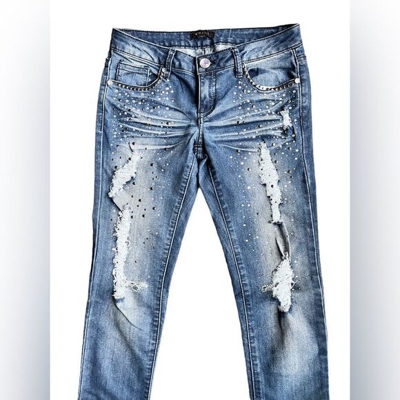 UK2LA Distressed Rhinestone Skinny Jeans Size 5 - Picture 1 of 6